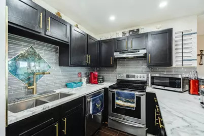 418 Garland Drive #242, Lake Jackson, TX 77566 - Photo 11