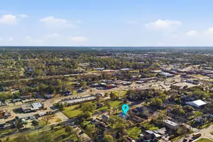 308 E Phillips St, Conroe, TX 77301 - Photo 35