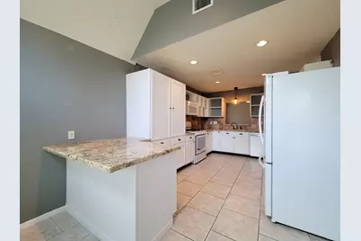 14407 Sun Harbor Drive, Houston, TX 77062 - Photo 19