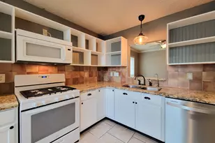 14407 Sun Harbor Dr, Houston, TX 77062 - Photo 15
