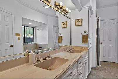 14819 Alderwick Drive, Sugar Land, TX 77498 - Photo 37