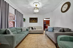 14819 Alderwick Dr, Sugar Land, TX 77498 - Photo 19