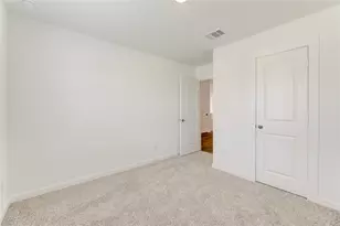 9027 Rose Water Trl, Iowa Colony, TX 77583 - Photo 7