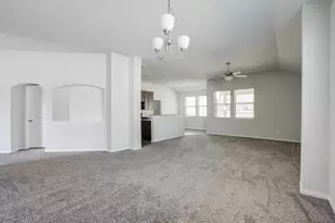 2009 Cedar Br Dr, Conroe, TX 77306 - Photo 5