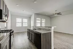 2009 Cedar Br Dr, Conroe, TX 77306 - Photo 13