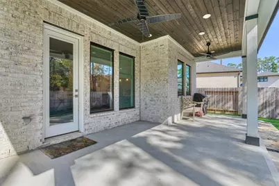 2 Honeycomb Ridge Place, The Woodlands, TX 77380 - Photo 33