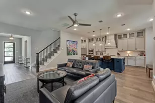 2 Honeycomb Rdg Pl, The Woodlands, TX 77380 - Photo 11