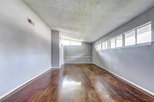 5519 Burlinghall Dr, Houston, TX 77035 - Photo 29