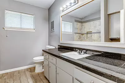 5519 Burlinghall Drive, Houston, TX 77035 - Photo 15