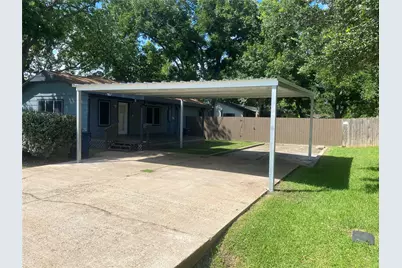 1102 E 2nd Street, Sweeny, TX 77480 - Photo 13