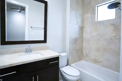 1206 W Dallas Street, Houston, TX 77019 - Photo 17