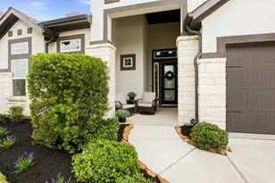 30710 Green Acres Ct, Brookshire, TX 77423 - Photo 3