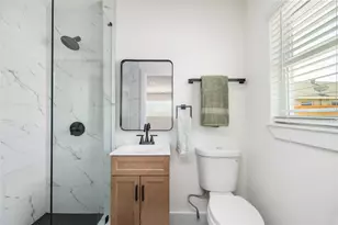 1003 Claxton St, Houston, TX 77087 - Photo 33