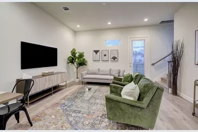 5921 Jasper Jones Way, Houston, TX 77091 - Photo 9