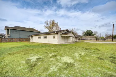 6433 Eastland Street, Houston, TX 77028 - Photo 7