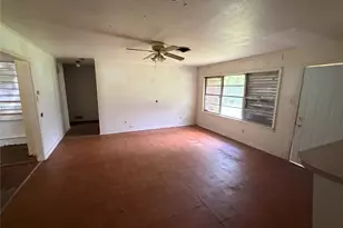 1301 N Vauthier Ln, La Marque, TX 77568 - Photo 7
