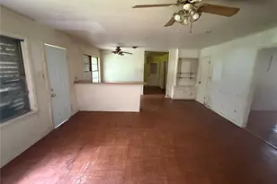 1301 N Vauthier Ln, La Marque, TX 77568 - Photo 9