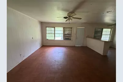 1301 N Vauthier Lane, La Marque, TX 77568 - Photo 5
