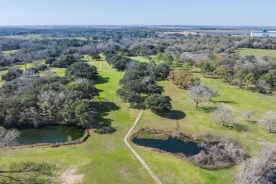 2620 Patriot Run, Bay City, TX 77414 - Photo 25