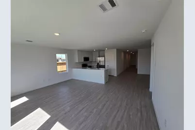 2620 Patriot Run, Bay City, TX 77414 - Photo 3