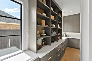 3010 Silverbell Ct, Bryan, TX 77807 - Photo 17