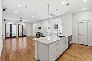 2214 Radcliffe St, Houston, TX 77007 - Photo 9