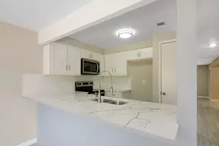 11624 Village Pl Dr, Houston, TX 77077 - Photo 11