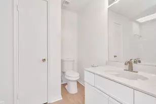 9800 Pagewood Ln, Houston, TX 77042 - Photo 31