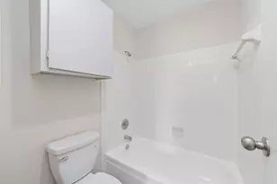 3770 Lovers Wood Ln, Houston, TX 77014 - Photo 15