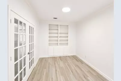 2 Wind Harp Place, The Woodlands, TX 77382 - Photo 5