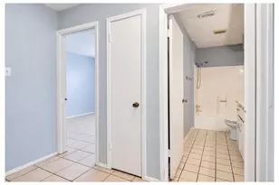 12711 Villawood Ln, Houston, TX 77072 - Photo 11
