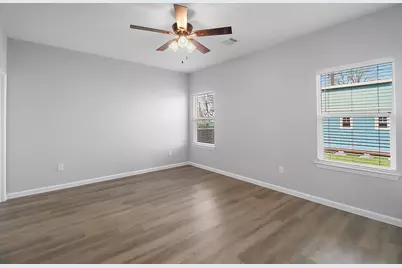 19218 Akin Drive, Crosby, TX 77532 - Photo 15