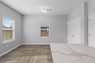 19218 Akin Dr, Crosby, TX 77532 - Photo 9