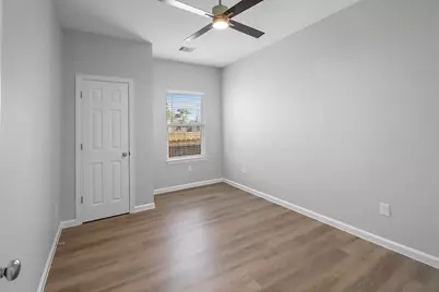 19218 Akin Drive, Crosby, TX 77532 - Photo 13