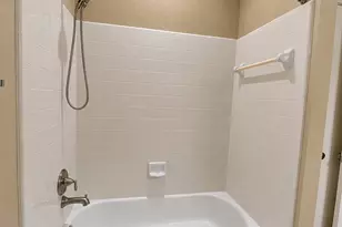 2894 Holly Hall St, Houston, TX 77054 - Photo 9