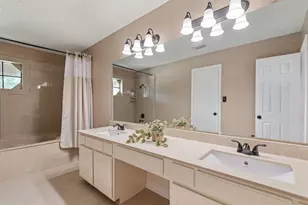 3214 Candlewood Ln, Montgomery, TX 77356 - Photo 11