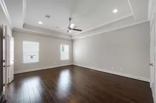 953 W 24th St, Houston, TX 77008 - Photo 35