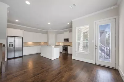 953 W 24th Street, Houston, TX 77008 - Photo 17