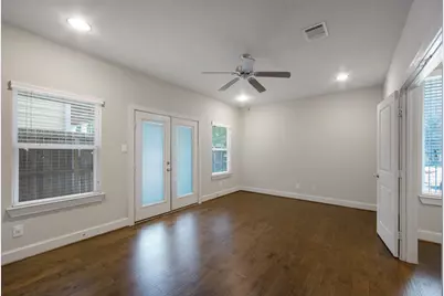 953 W 24th Street, Houston, TX 77008 - Photo 7