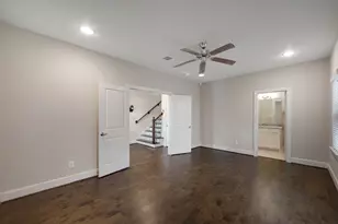 953 W 24th St, Houston, TX 77008 - Photo 3