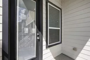 953 W 24th St, Houston, TX 77008 - Photo 25