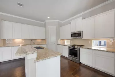 953 W 24th Street, Houston, TX 77008 - Photo 21