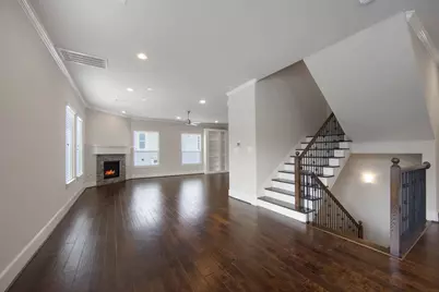 953 W 24th Street, Houston, TX 77008 - Photo 9