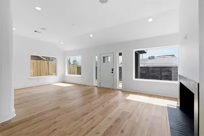 508 Dell Court, Houston, TX 77009 - Photo 7