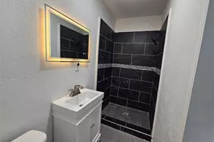 1368 Rd 5735, Cleveland, TX 77327 - Photo 7