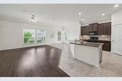 21327 Somerset Shores Crossing, Kingwood, TX 77339 - Photo 7