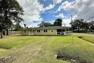 4031 Fairview Dr, Orange, TX 77630 - Photo 3