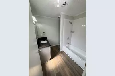 11930 Greenglen Drive, Houston, TX 77044 - Photo 13