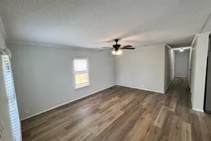 11930 Greenglen Dr, Houston, TX 77044 - Photo 3