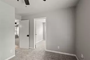 7306 Parker Rd, Houston, TX 77016 - Photo 17